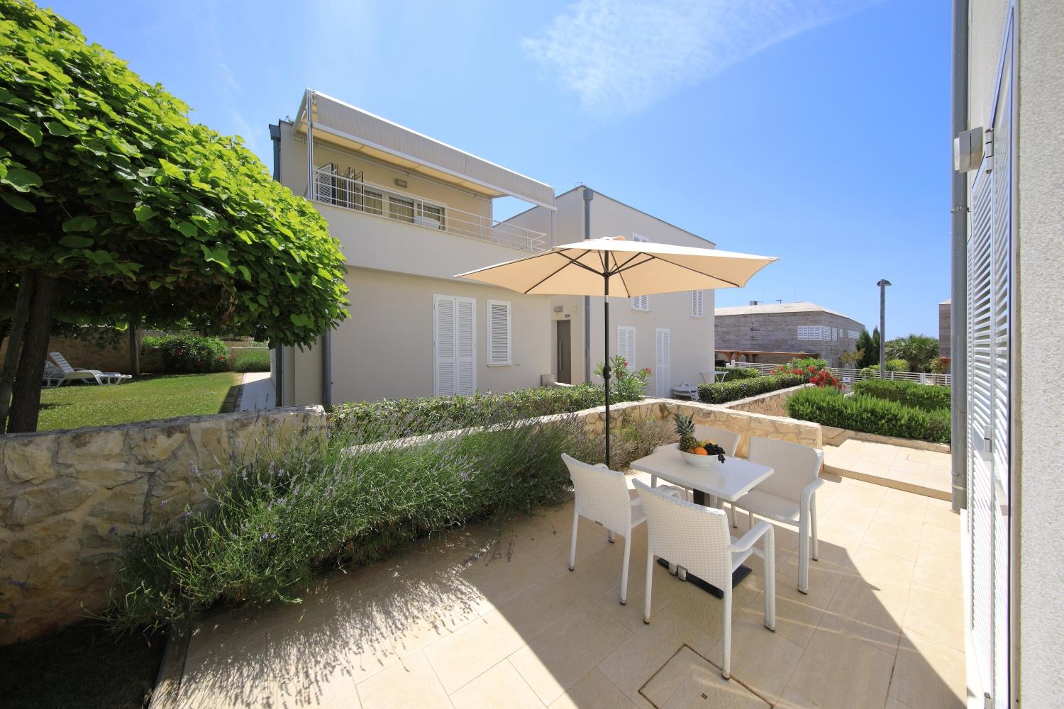 Sunnyside Apartments Resort Petrcane Luaran gambar
